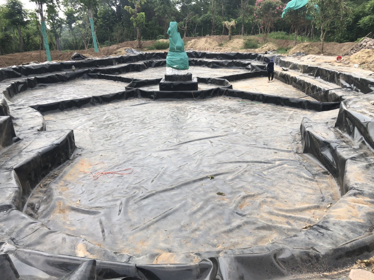 Màng chống thấm HDPE cho hồ bơi